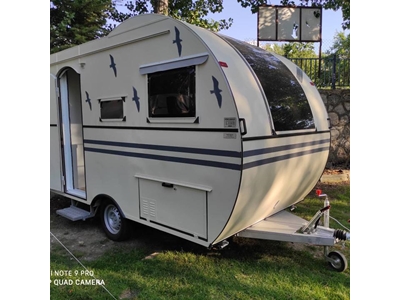 3 Kişilik Çekme Karavan 370X200x200 Cm - 4