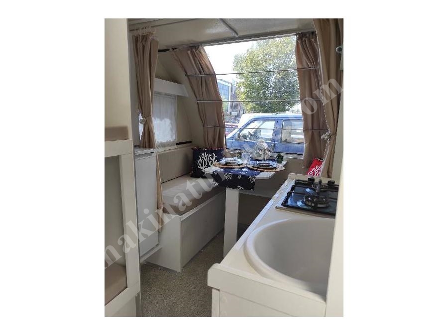3 Kişilik Çekme Karavan 370X200x200 Cm