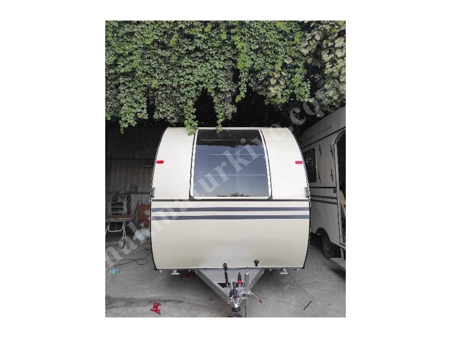 3 Kişilik Çekme Karavan 370X200x200 Cm