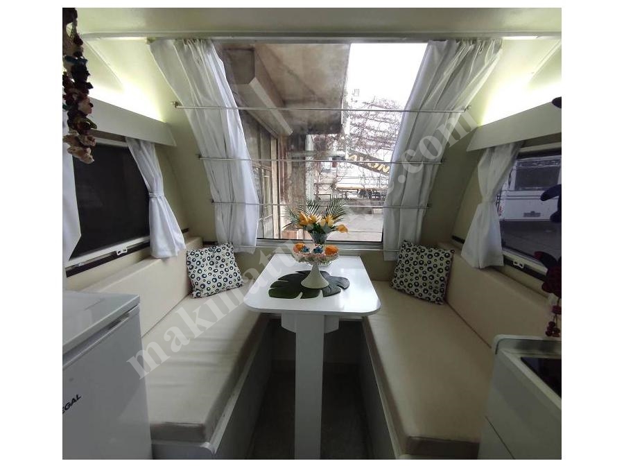 3 Kişilik Çekme Karavan 370X200x200 Cm