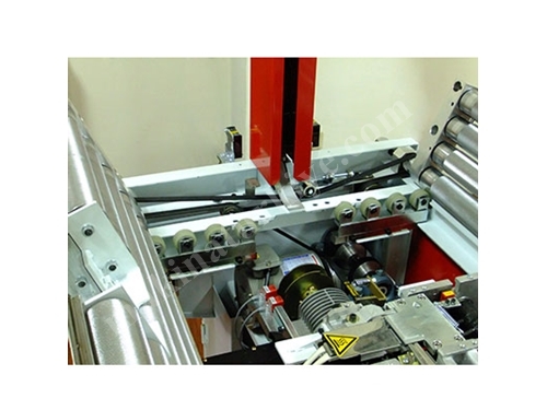 Machine automatique de cerclage 8-12 mm à 5 moteurs