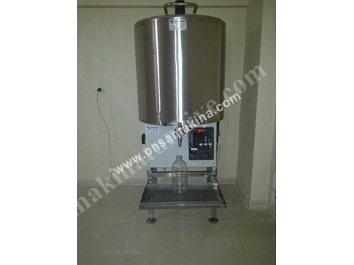 300 Lt Vertical Cylindrical Manual Washing Milk Cooling Tank