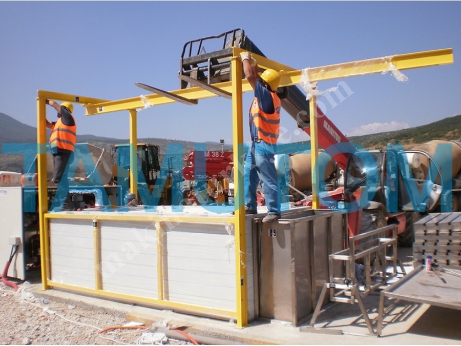 3 Ton / Day Block Ice Machine
