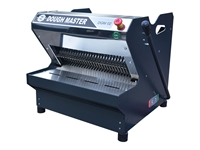 300 Pieces/Hour Tabletop Bread Slicing Machine - 0
