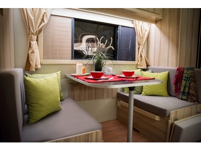 Agile 530 XL  6 Kişilik Pino Karavan  - 6