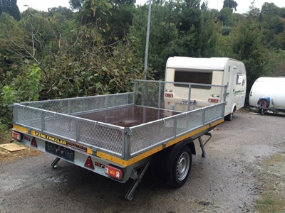 Pino Bee Trailer - 0