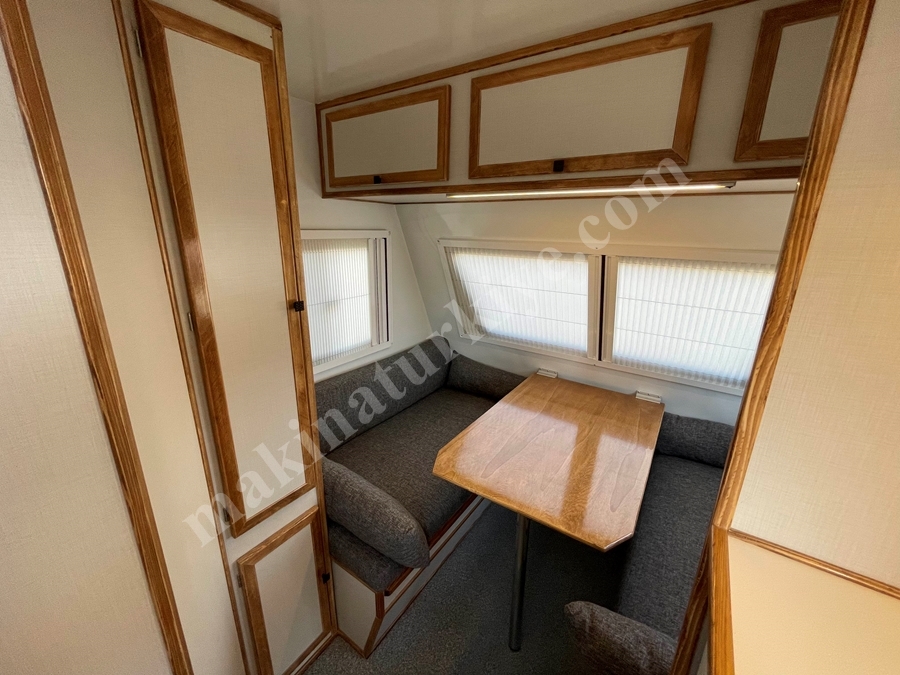 4 Kişilik Çekme Karavan 3.90 M