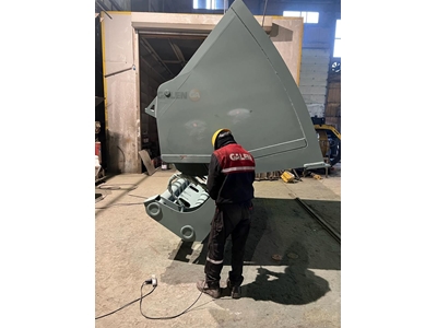 High Discharge Bucket - 1