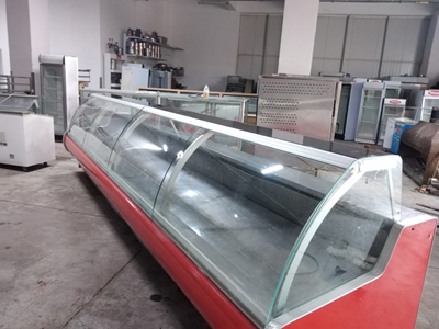 5 Metre Şarküteri Reyonu