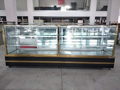 3 Metrelik Pasta Dolabı - 2