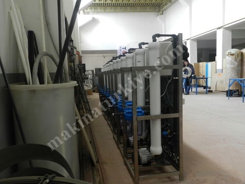 Système de traitement de l'eau d'une capacité journalière de 1 à 30 m3