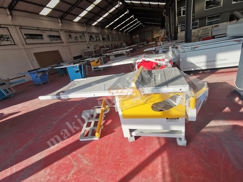 U 300 (2.El) Yönmak Yatar Daire Makinası 