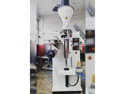 Henna Vertical Packaging Machine