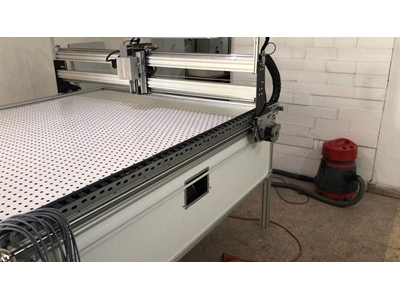 Vibrations-CNC-Frässchneidemaschine - 3