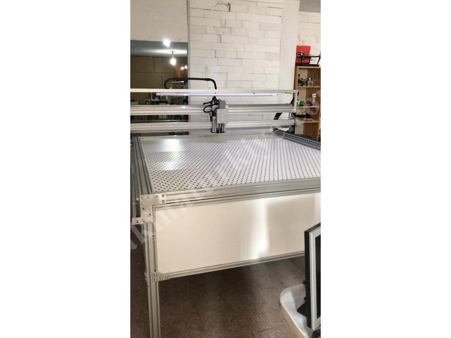 Vibrations-CNC-Frässchneidemaschine