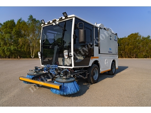 2m3 and 3m3 Hydrostatic Compact Road Sweeper Machine