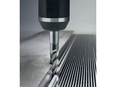 Milling and Thread Cutting Tip