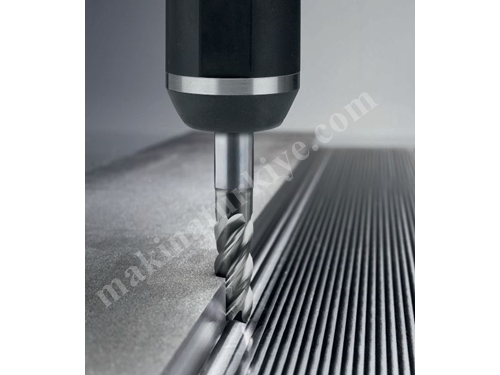 Milling and Thread Cutting Tip