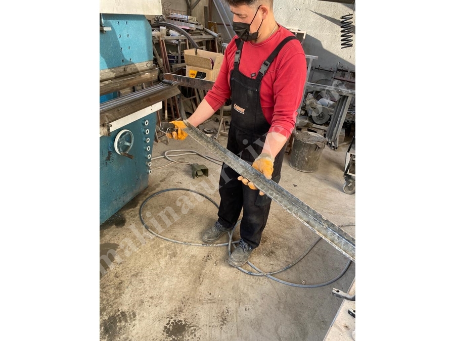 60 Tonluk 2500 Mm Abkant Pres