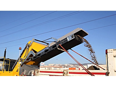 Truck-Pulled Type Elevator Road Sweeper Machine - 4
