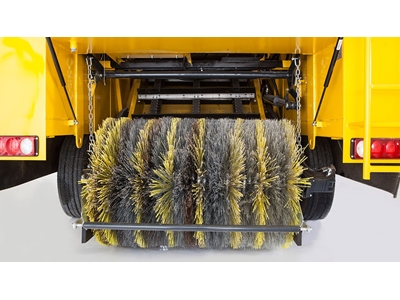 Truck-Pulled Type Elevator Road Sweeper Machine - 5