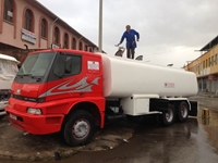 Zum Verkauf stehender Wassertanker Off-Road-Lkw - 2