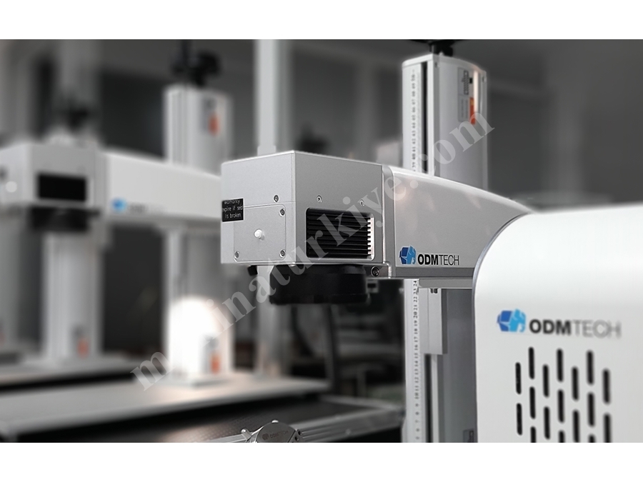 30 Watt 220Mm X 220Mm  Fiber Lazer Markalama Makinası 