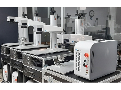 30 Watt 220Mm X 220Mm  Fiber Lazer Markalama Makinası 