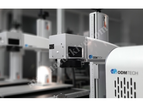 30 Watt 300Mm X 300Mm  Fiber Lazer Markalama Makinası 