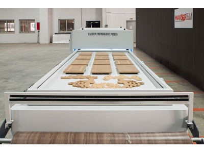 3 Table High-Tech Vacuum Membrane Press Machine - 3