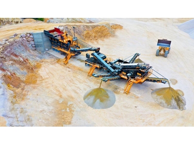 180-300 Ton / Saat Hidrolik Çeneli Kırıcı - 1