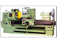 Manual Lathe Machine with 455 mm Bed Width - 0