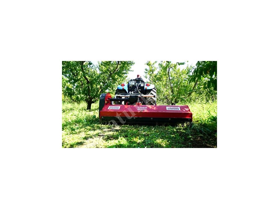 Tiger 2200 24 Bıçaklı Ot ve Sap Parçalama Makinası