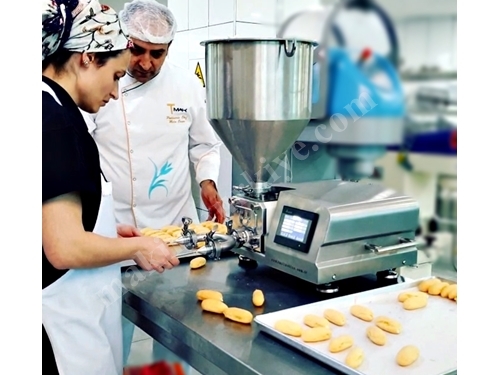 Pasta Süsleme ve Krema Doldurma Makinası