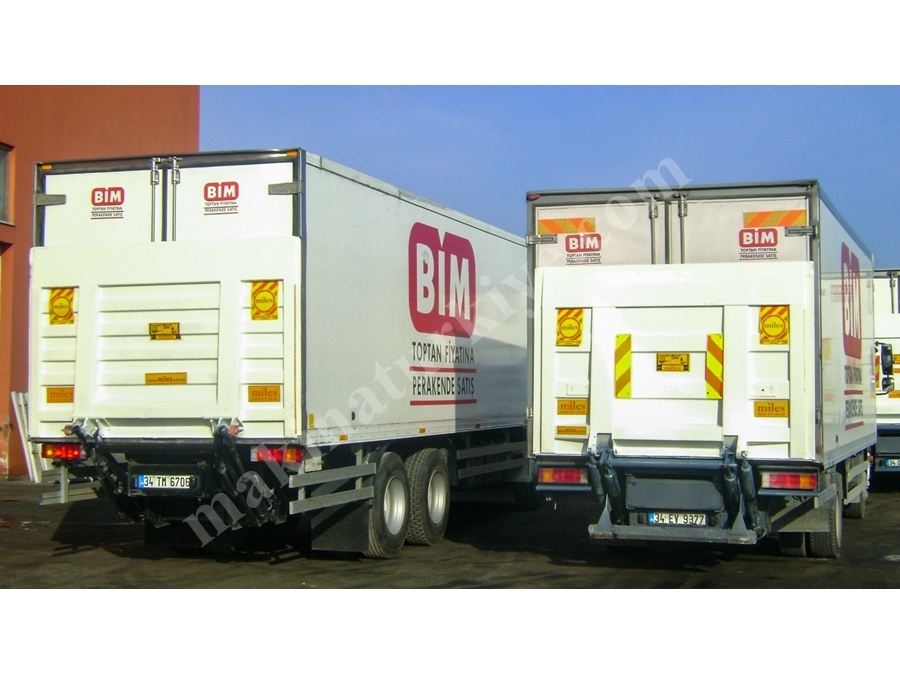 1500 кг Стальной подъемник для грузовика заднего бампера / 1500 кг Steel Truck Tail Lift