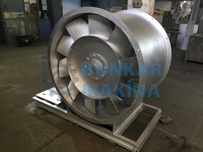Ventilateur centrifuge industriel de 12000 m3 / heure - 6