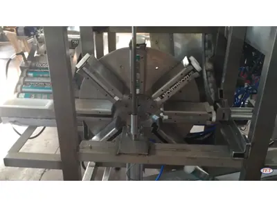 Автоматическая машина для наполнения силиконом и мастика 2-х позиционная