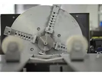 Вертикальная машина для открытия фильтров на ПВХ буровых трубах