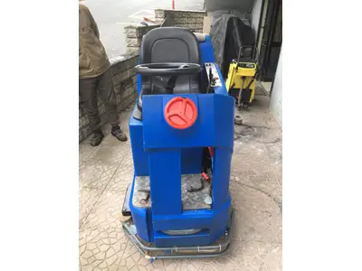 Binicili Yüzey Temizleme Makinası