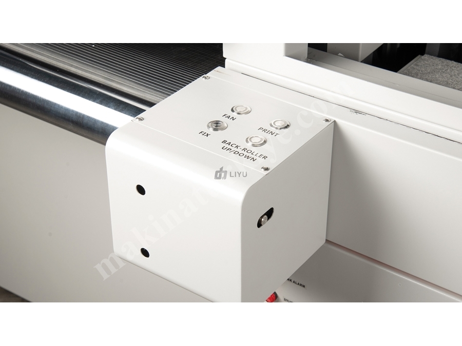 16 Kafalı 2050 mm Hybrid Uv Baskı Makinası