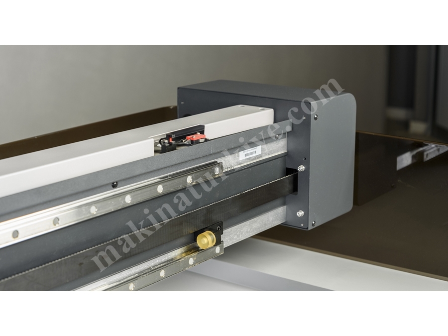 2050 mm Hybrid UV Baskı Makinası