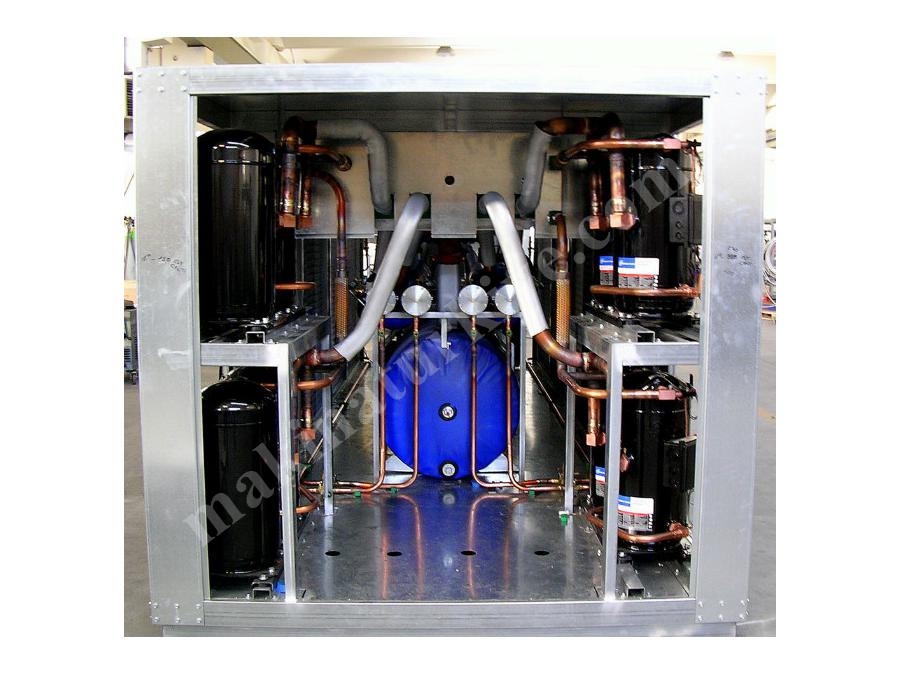 140 kW Ekonomize Soğutma Makinası