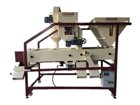 450-900 Kg/Hour Vibrating Nuts Sieving Machine - 2