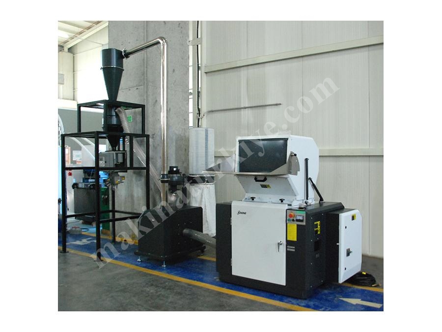 DS 23/30 (1760X860x440 Mm) Ölçülerinde Torbalı Plastik Kırma Makinası Toz Ayırma Sistemi