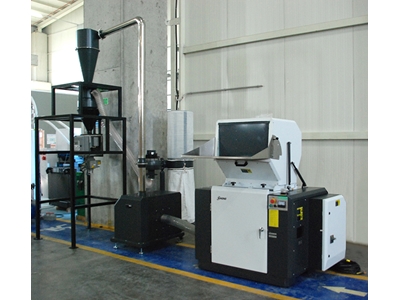 DS 36/43 (2610X920x500 Mm) Ölçülerinde Torbalı Plastik Kırma Makinası Toz Ayırma Sistemi - 4