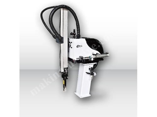 ST1 900 (1600 Mm) Traverse Strok Ürün Alıcılı Robot Makinası