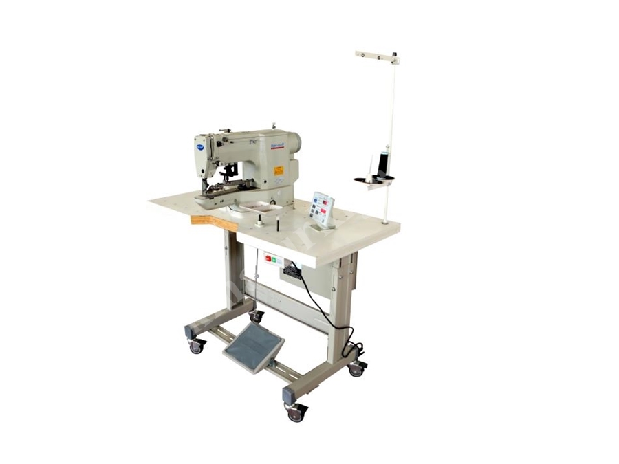 438/D-430/D 3200 Devir / Dakika Tek İğneli Düğme Dikiş Makinası