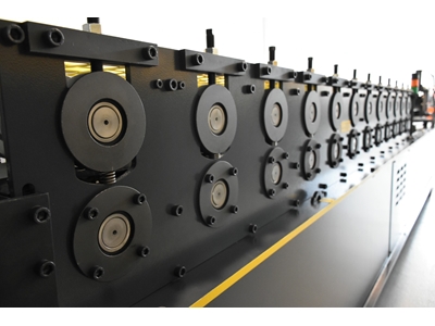 Machine à cintrer les plaques en forme de volet à rainure de calibre 100 - 5