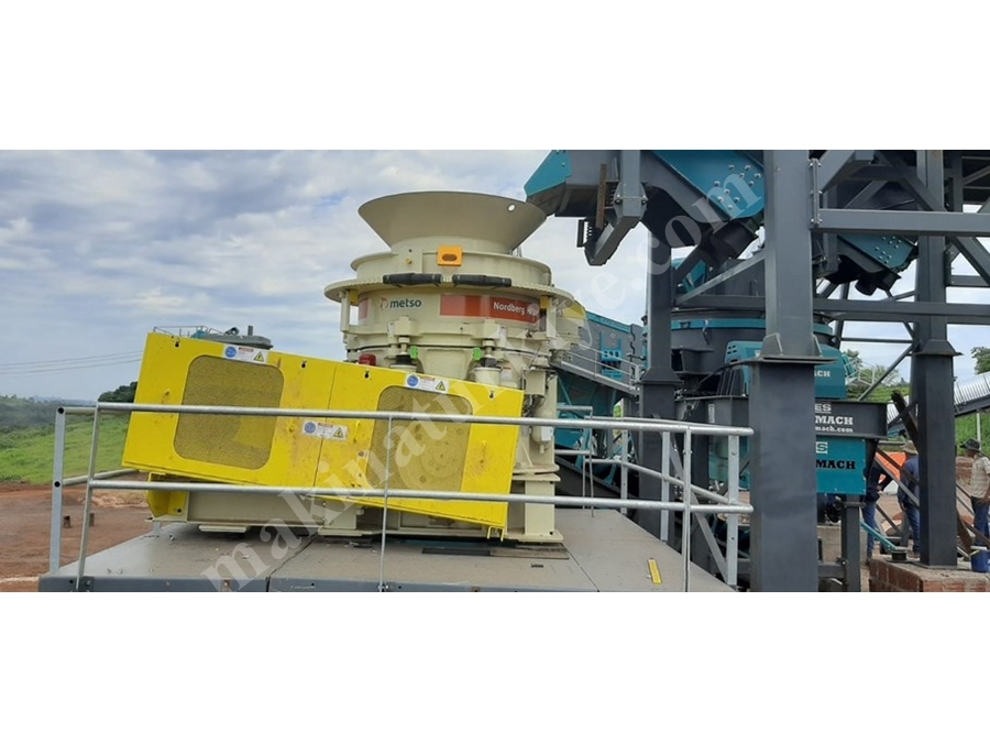 17.350 Kg Hazne Kapasiteli Konik Kırıcı