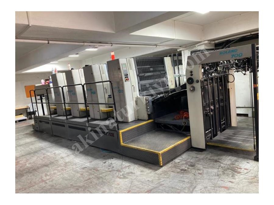 Roland R704 3B 4 Renk Ofset Baskı Makinesi